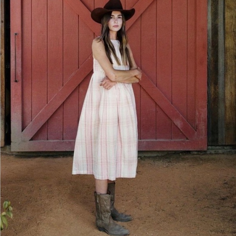 EUC Christy Dawn The Remy Dress in Amaryllis Plaid - size Medium